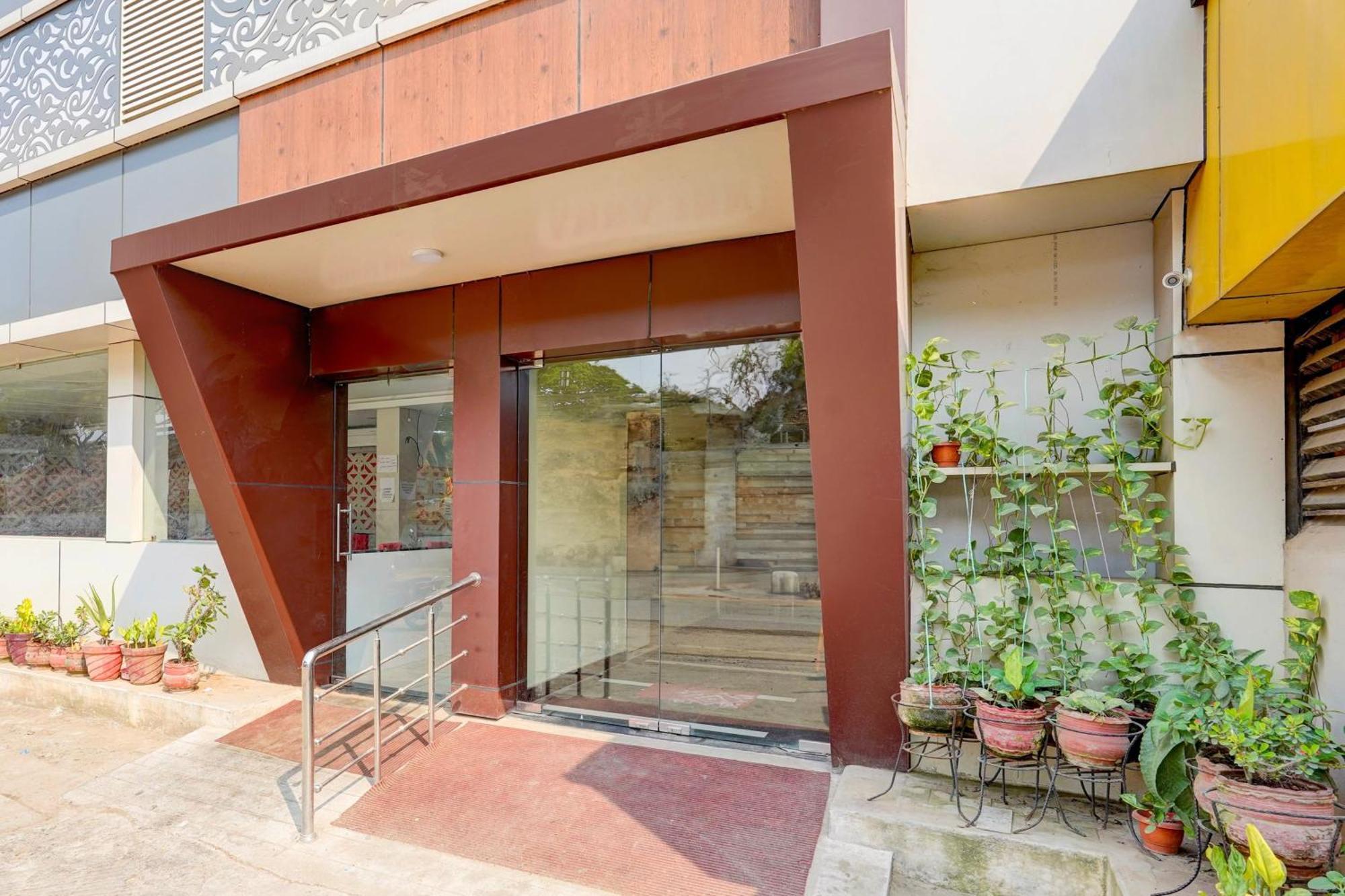 Super Hotel O Perungalathur Near Bus Stand 钦奈 外观 照片
