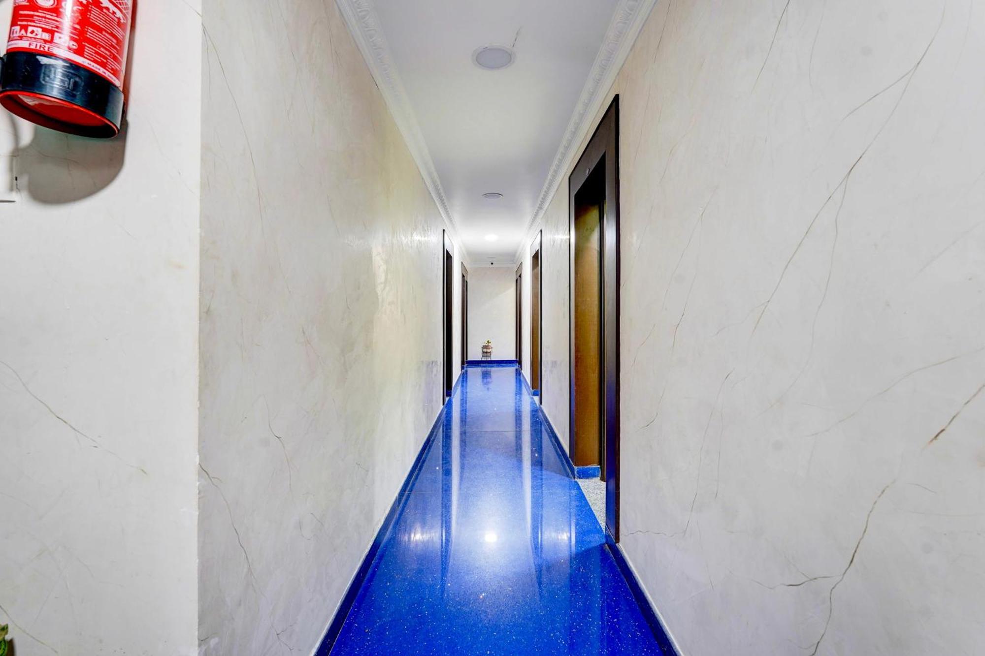 Super Hotel O Perungalathur Near Bus Stand 钦奈 外观 照片
